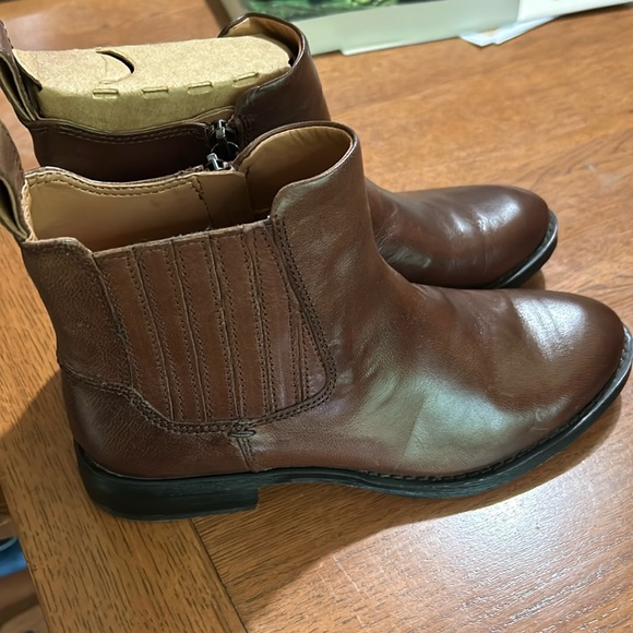 Franco Sarto leather booties 7 - Picture 1 of 4